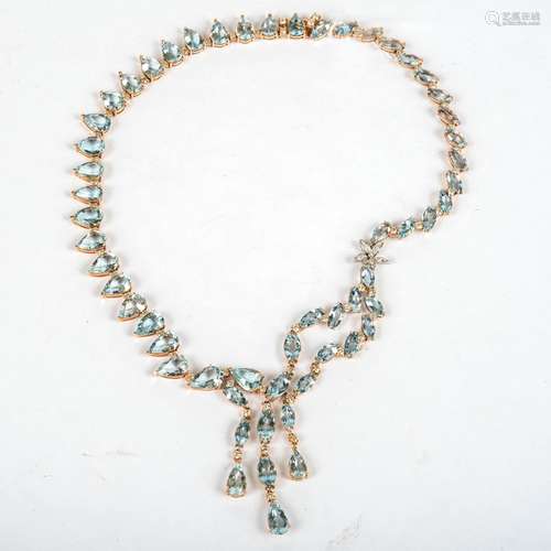 Collier mit Aquamarinen und Diamanten