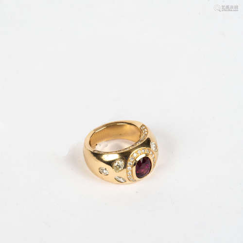 Bandring mit Rhodolite und Diamanten