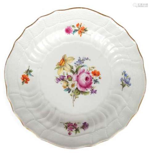 Meissen-Teller, 19. Jh., Buntes Blumenbukett, Goldrand (etwa...