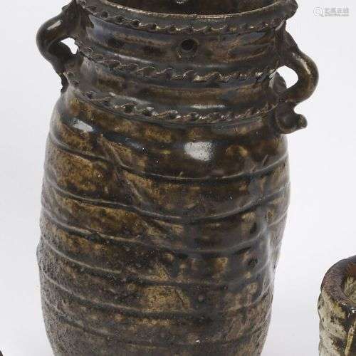 JAPON Milieu Epoque EDO (1603 1868) Vase en grès …