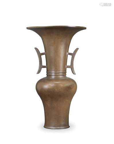 A VERY LARGE BRONZE YENYEN VASE Xuande six-character mark, 1...