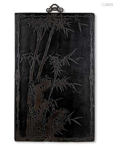 A RARE LARGE CARVED LACQUER 'BAMBOO' PANEL Early 18th centur...