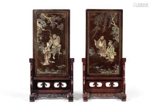 A PAIR OF COROMANDEL LACQUER DOUBLE-SIDED TABLE SCREENS Kang...