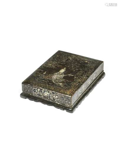 A MOTHER-OF-PEARL-INLAID RECTANGULAR BOX AND COVER 15th/16th...