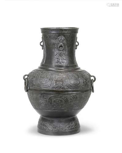 AN ARCHAISTIC BRONZE BALUSTER VASE, HU Ming Dynasty