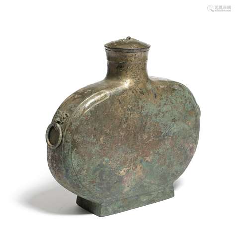 AN ARCHAIC BRONZE RITUAL WINE VESSEL AND COVER, BIANHU Han D...