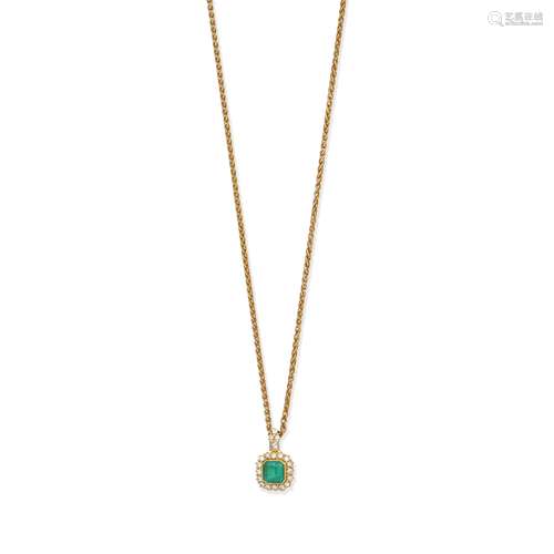 EMERALD AND DIAMOND PENDANT/NECKLACE