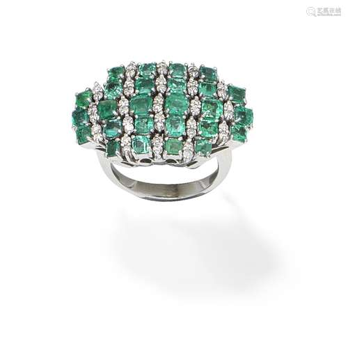 EMERALD AND DIAMOND DRESS RING