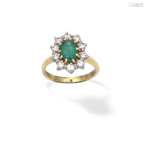 EMERALD AND DIAMOND CLUSTER RING