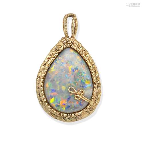 OPAL PENDANT