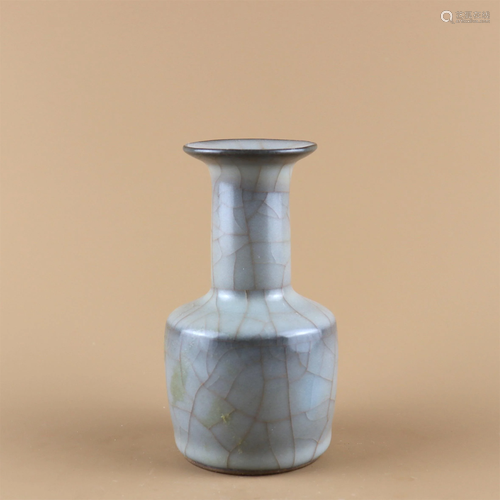 A Chinese Porcelain Vase