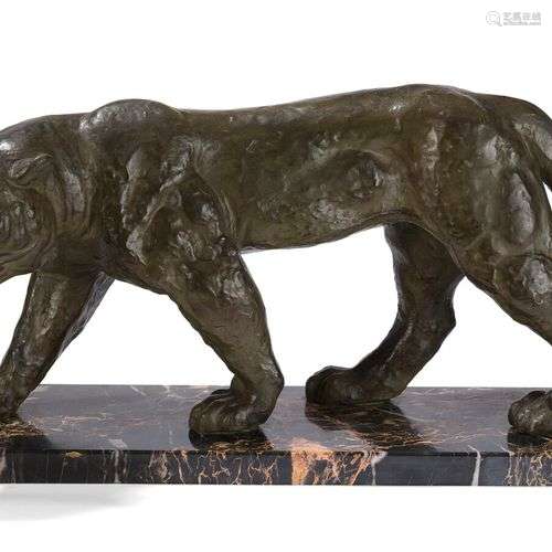 TRAVAIL DES ANNÉES 1930-50 Tigre marchant. Sculpture. Épreuv...