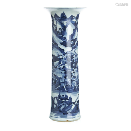 Chinese porcelain trumpet vase, Guangxu