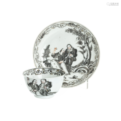 Euorpean subject Chinese porcelain saucer and cup,