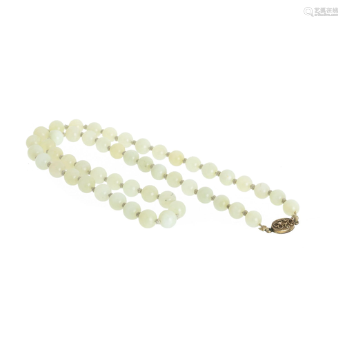 Jade bead necklace