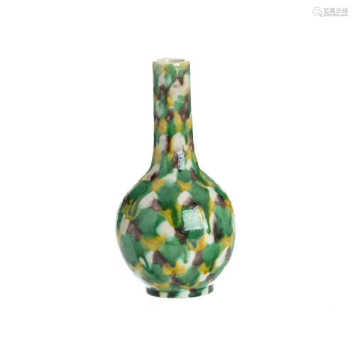 Small Sancai ceramic vase
