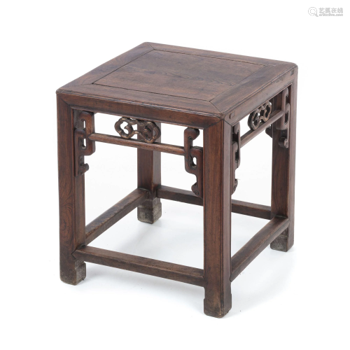 Chinese square base / stool