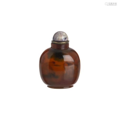 Chinese snuff bottle in glass