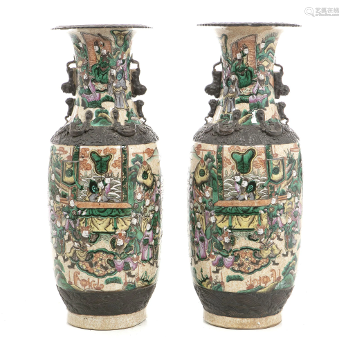 Pair of 'warrior' large vases in Chinese porcelain,