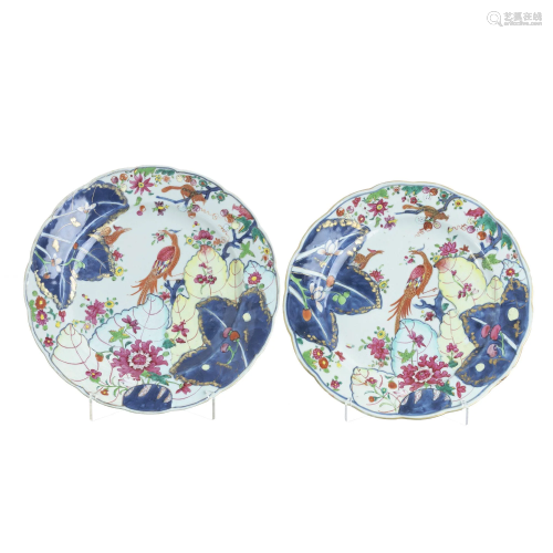 Pair of 'tobacco leaf' dishes in Chinese porcelain,