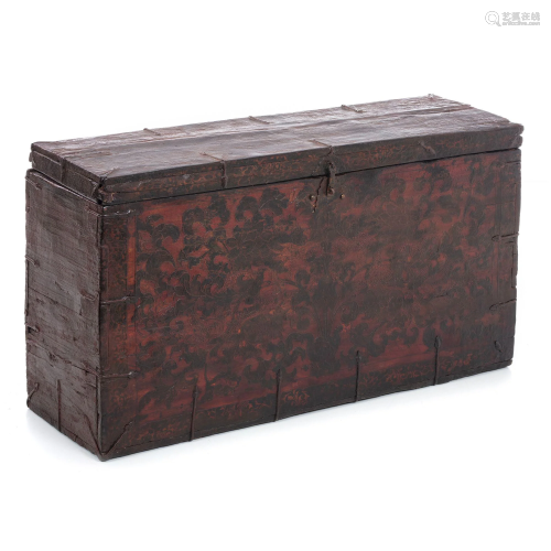 Tibetan lacquered chest