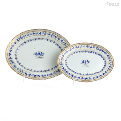 Two Chinese porcelain platters, Jiaqing