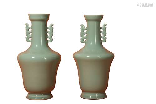 A PAIR OF CHINESE CELADON-GLAZED VASES.