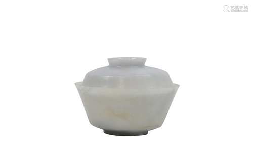 A CHINESE JADEITE BOWL AND COVER.