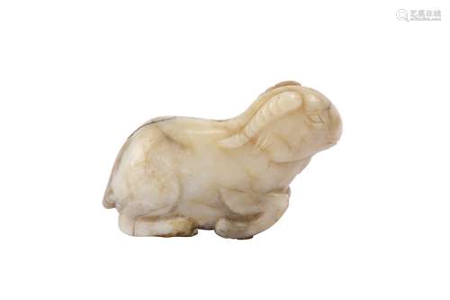 A CHINESE CHICKEN BONE JADE 'RAM' PENDANT.