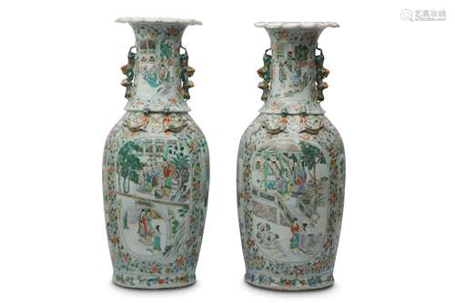 A PAIR OF LARGE CHINESE FAMILLE VERTE VASES.