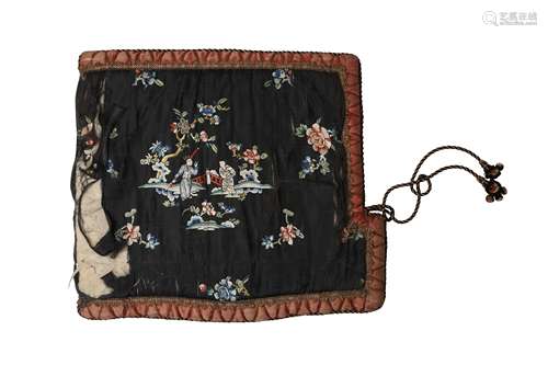 A CHINESE EMBROIDERED SILK CUSHION.