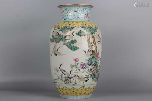 Vase en porcelaine polychrome(Fencai)