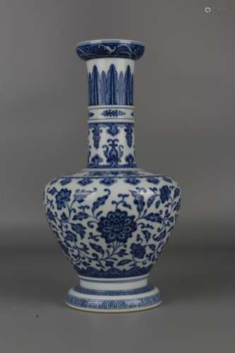 Vase en porcelaine bleu blanc,HU, marque sceau Yong Zheng