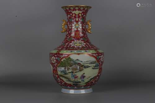 Vase en porcelaine de la famille rose ayant pour motifs des ...