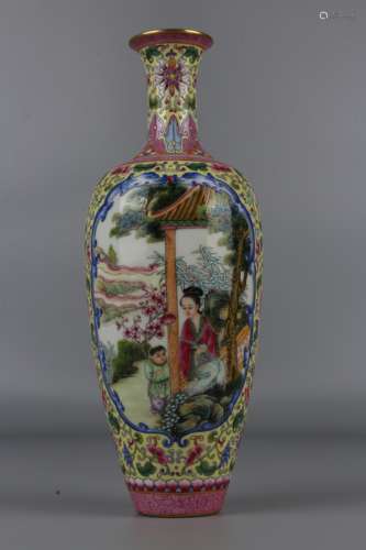 Vase en porcelaine émaillée marque sceau Qian Long