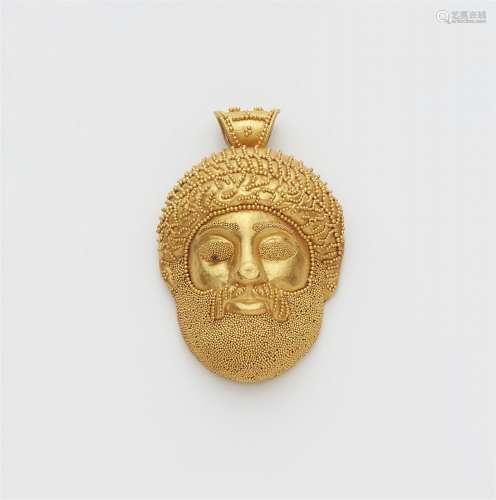 A gold granulation pendant
