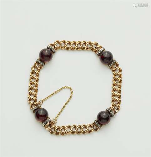 A French 18k gold garnet bracelet