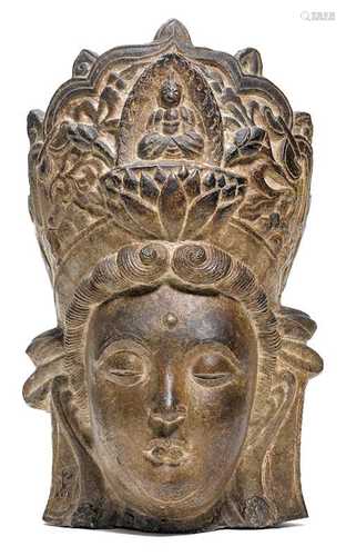 A LIMESTONE HEAD OF BODHISATTVA GUANYIN.