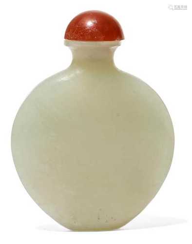 A FLAT WHITE JADE SNUFF BOTTLE.