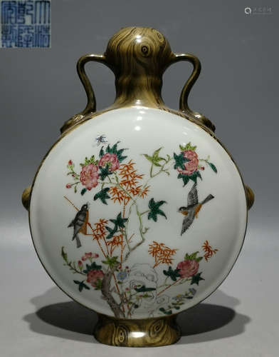 QIANLONG MARK FLOWER PATTERN DOUBLE EAR VASE