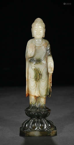 HETIAN JADE CARVED SAKYAMUNI BUDDHA STATUE