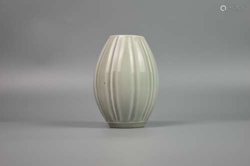 chinese celadon glazed porcelain olive-form jar