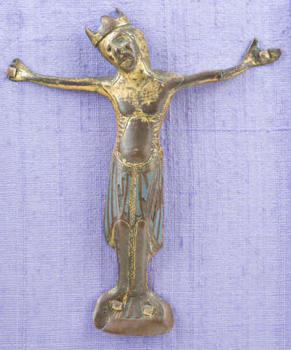 Gilded copper Christ with champlevé enamel. Limoges. France....