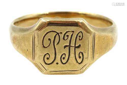 9ct gold signet ring engraved verso 'with everlasting love L...
