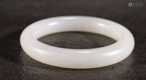 HETIAN JADE CARVED BANGLE