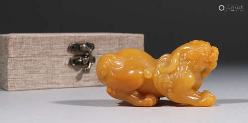 TIANHUANG STONE CARVED BEAST SHAPE PENDANT