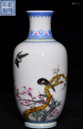 QIANLONG MARK ENAMELED GLAZE FLOWER PATTERN VASE