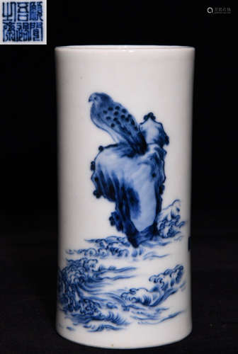 WANG BU ZUO MARK BLUE WHITE GLAZE BRUSH POT