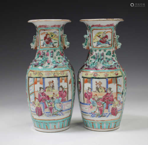 A pair of Chinese famille rose porcelain vases, late 19th ce...