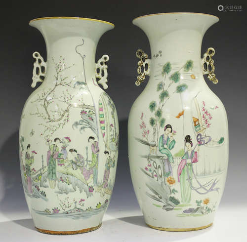 A near pair of Chinese famille rose porcelain vases, early 2...